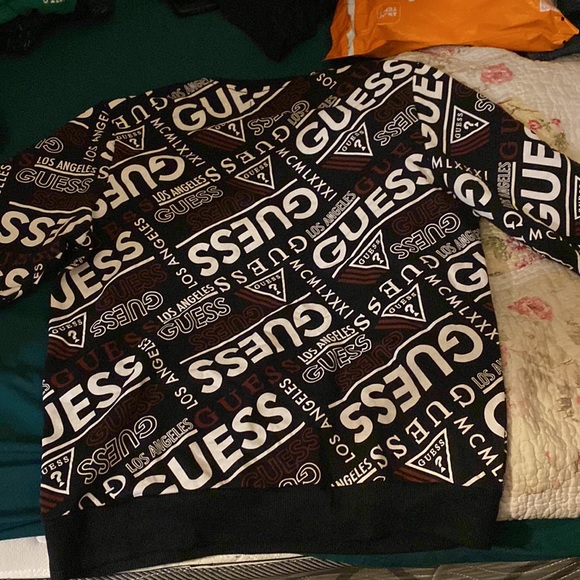 Guess neck sweater - Picture 3 of 3